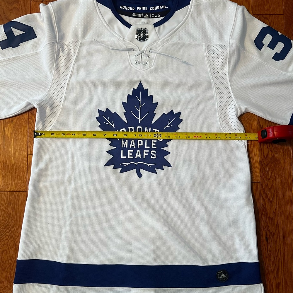 White Matthews Maple Leafs Jersey - Picture 8 of 10